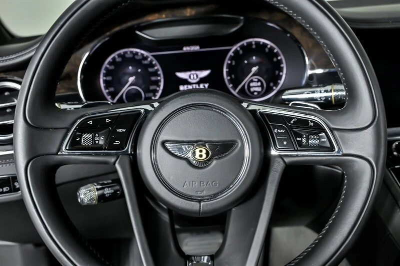 2020 Bentley - Image 29 of 31