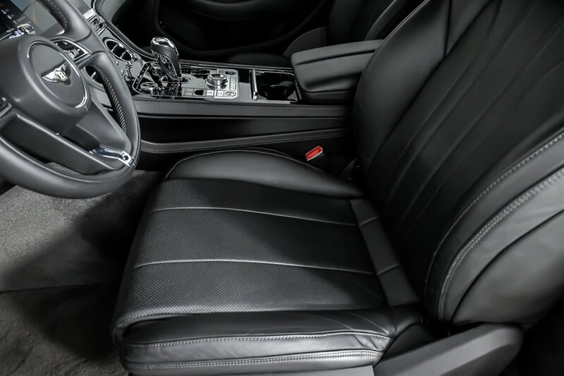 2020 Bentley - Image 22 of 31
