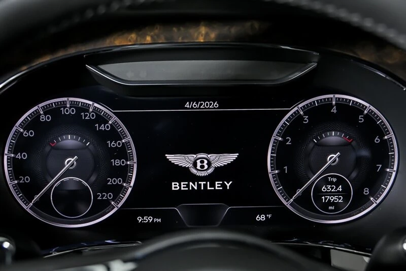 2020 Bentley - Image 28 of 31