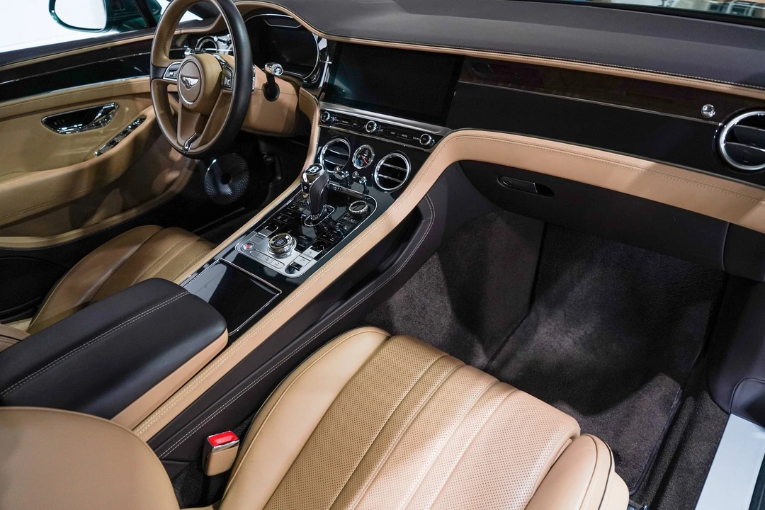 2020 Bentley Continental GT 3rd Gen - Image 14 of 31