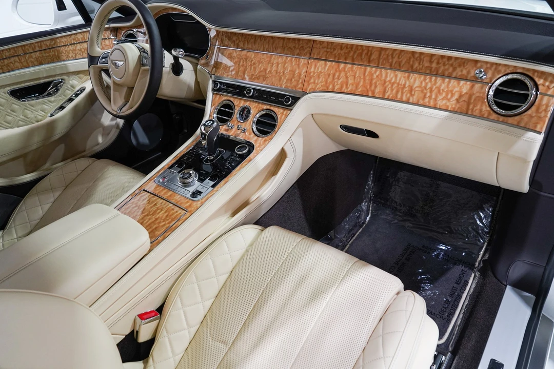 2020 Bentley Continental GT 3rd Gen - Image 16 of 31