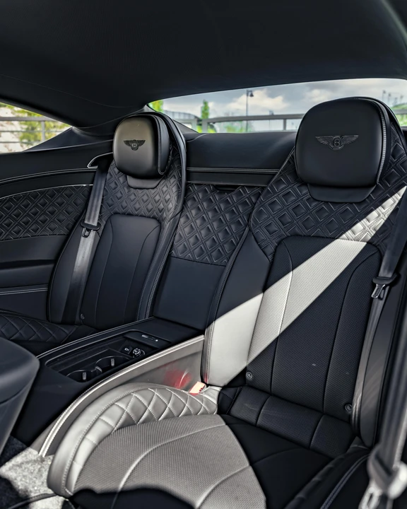 2020 Bentley Continental GT 3rd Gen - Image 27 of 31