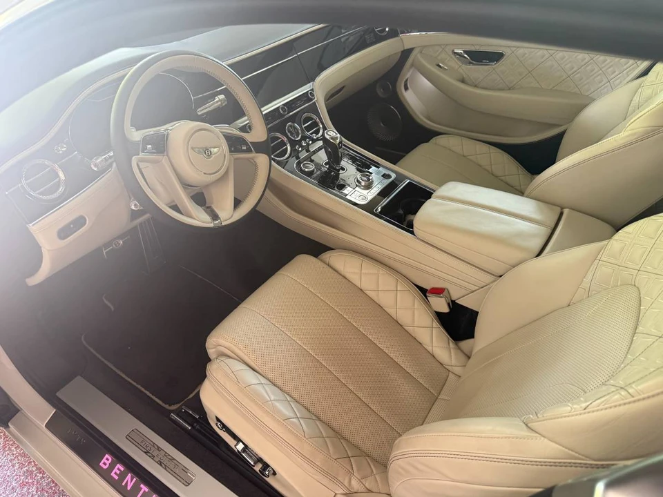 2020 Bentley Continental GT 3rd Gen - Image 10 of 18
