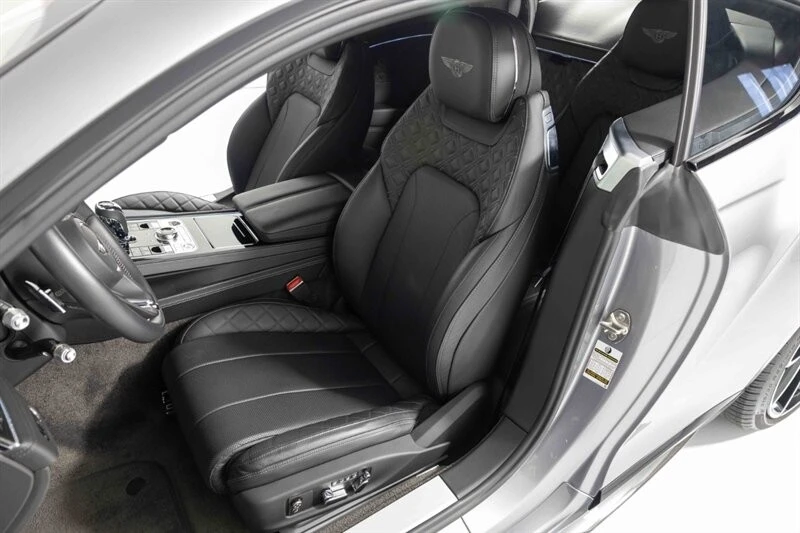 2020 Bentley Continental GT 3rd Gen - Image 19 of 31