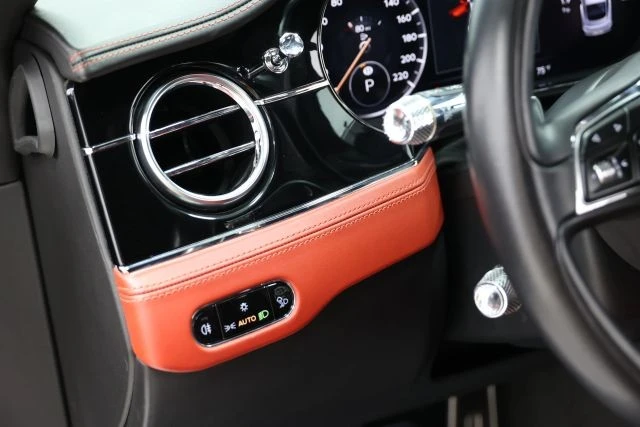 2020 Bentley Continental GT 3rd Gen - Image 22 of 31