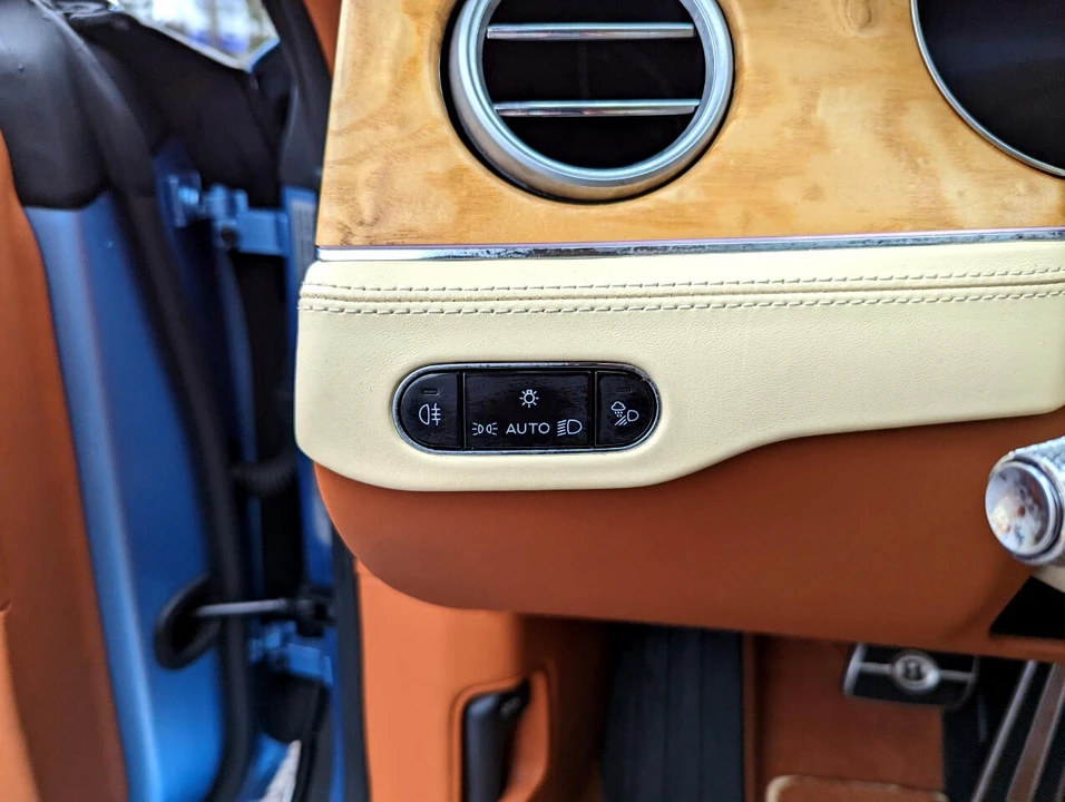 2020 Bentley Continental GTC - Image 17 of 21