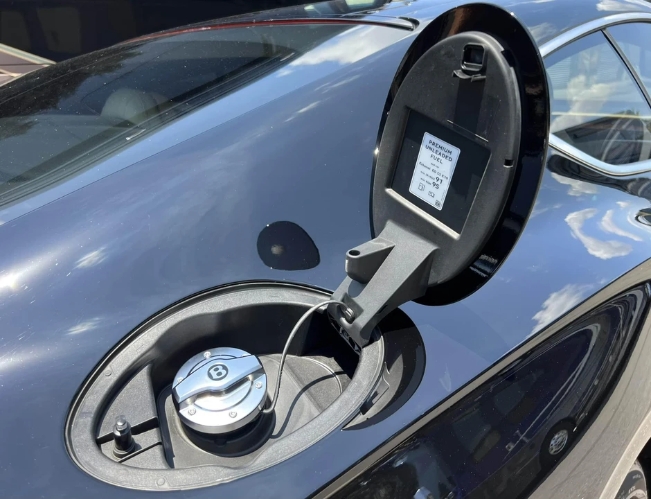 2020 Bentley Continental GT Mulliner 3rd Gen - Image 30 of 31