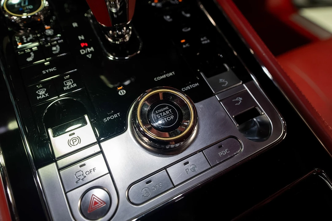 2020 Bentley Continental GT 3rd Gen - Image 25 of 31
