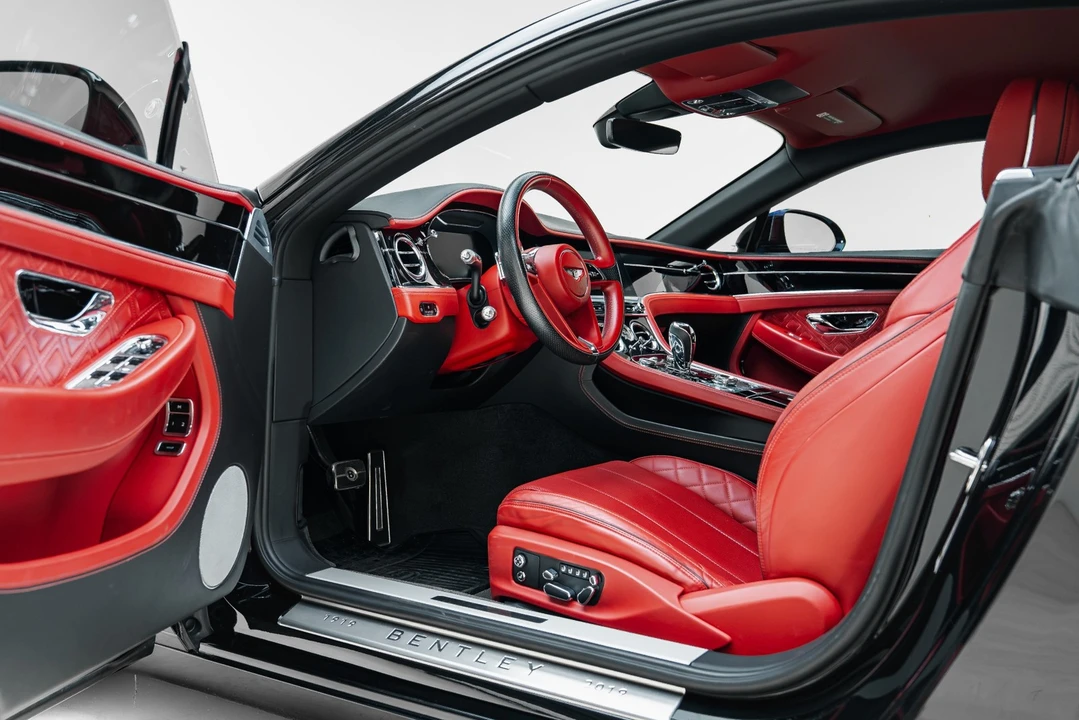 2020 Bentley Continental GT 3rd Gen - Image 3 of 31