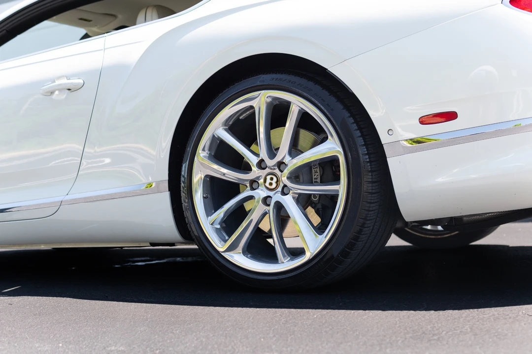 2020 Bentley Continental GT 3rd Gen - Image 23 of 31