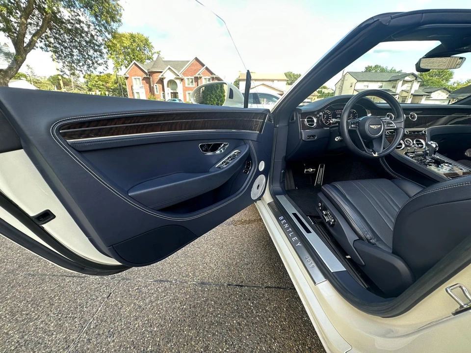 2020 Bentley Continental GT Mulliner 3rd Gen - Image 25 of 31