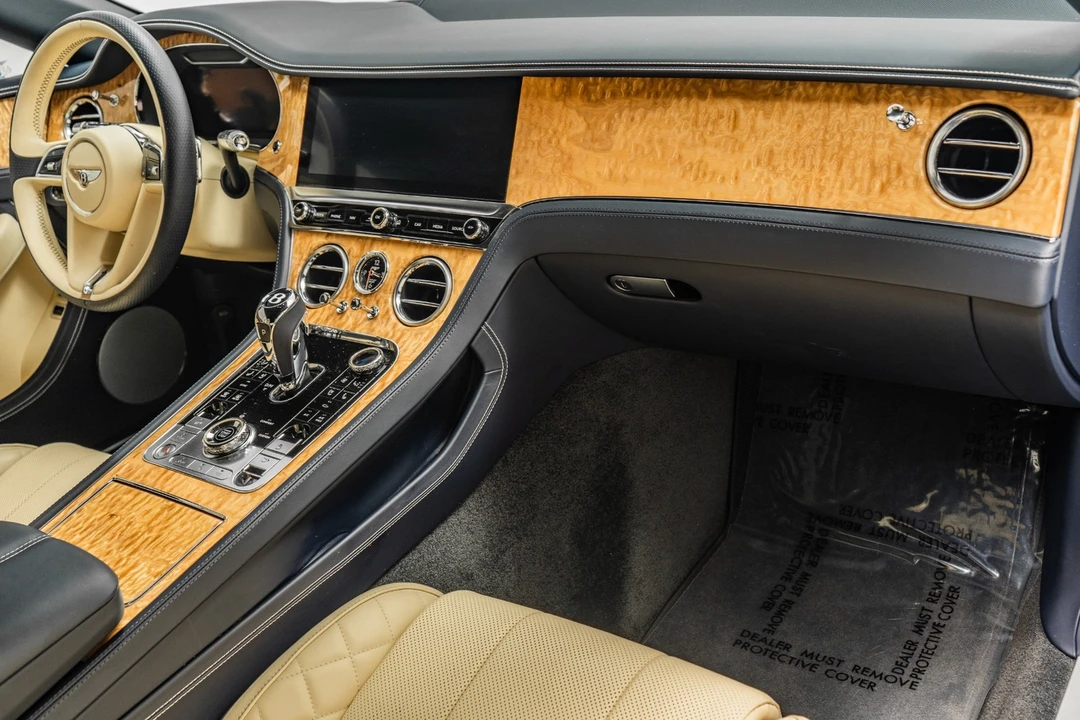 2020 Bentley Continental GT Mulliner 3rd Gen - Image 14 of 21