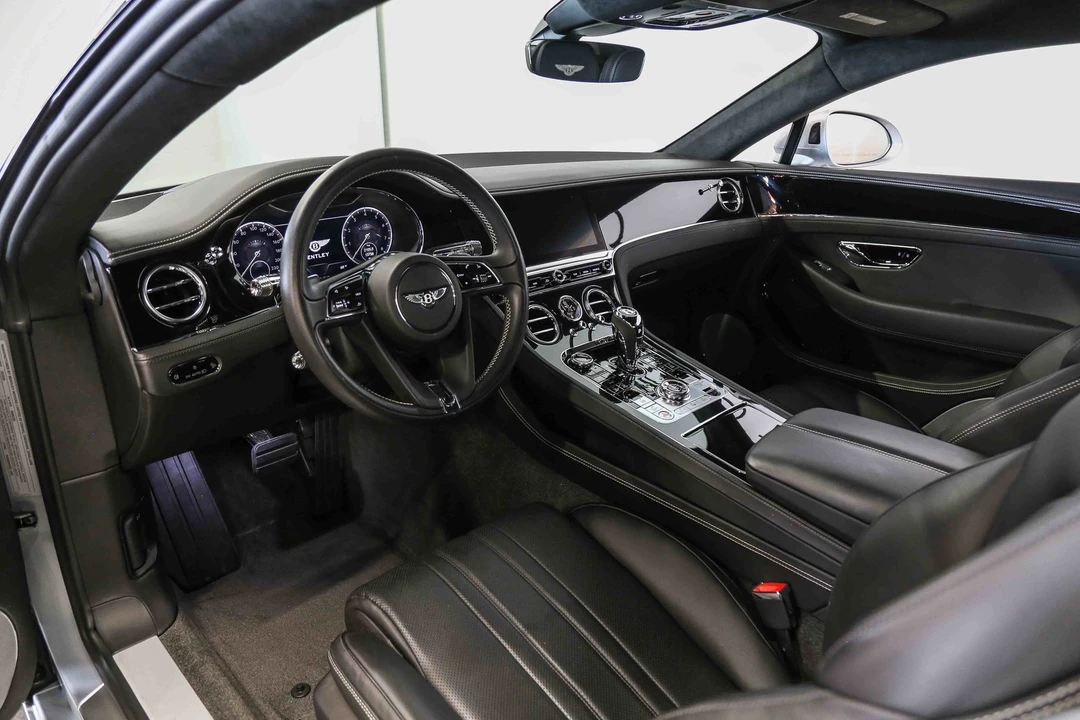 2020 Bentley Continental GT 3rd Gen - Image 2 of 31