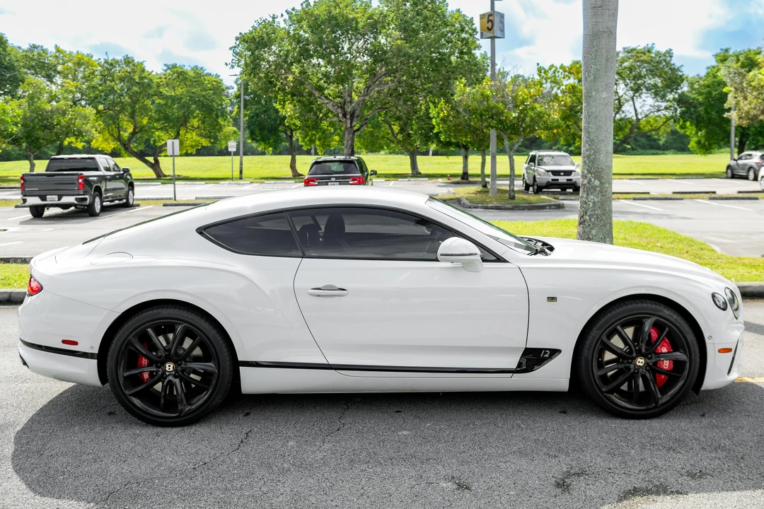 2020 Bentley Continental GT 3rd Gen - Image 13 of 31