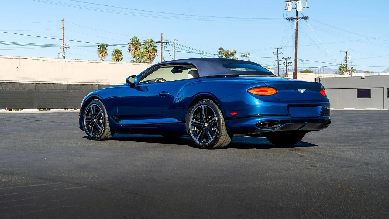 2020 Bentley Continental GTC - Image 19 of 31