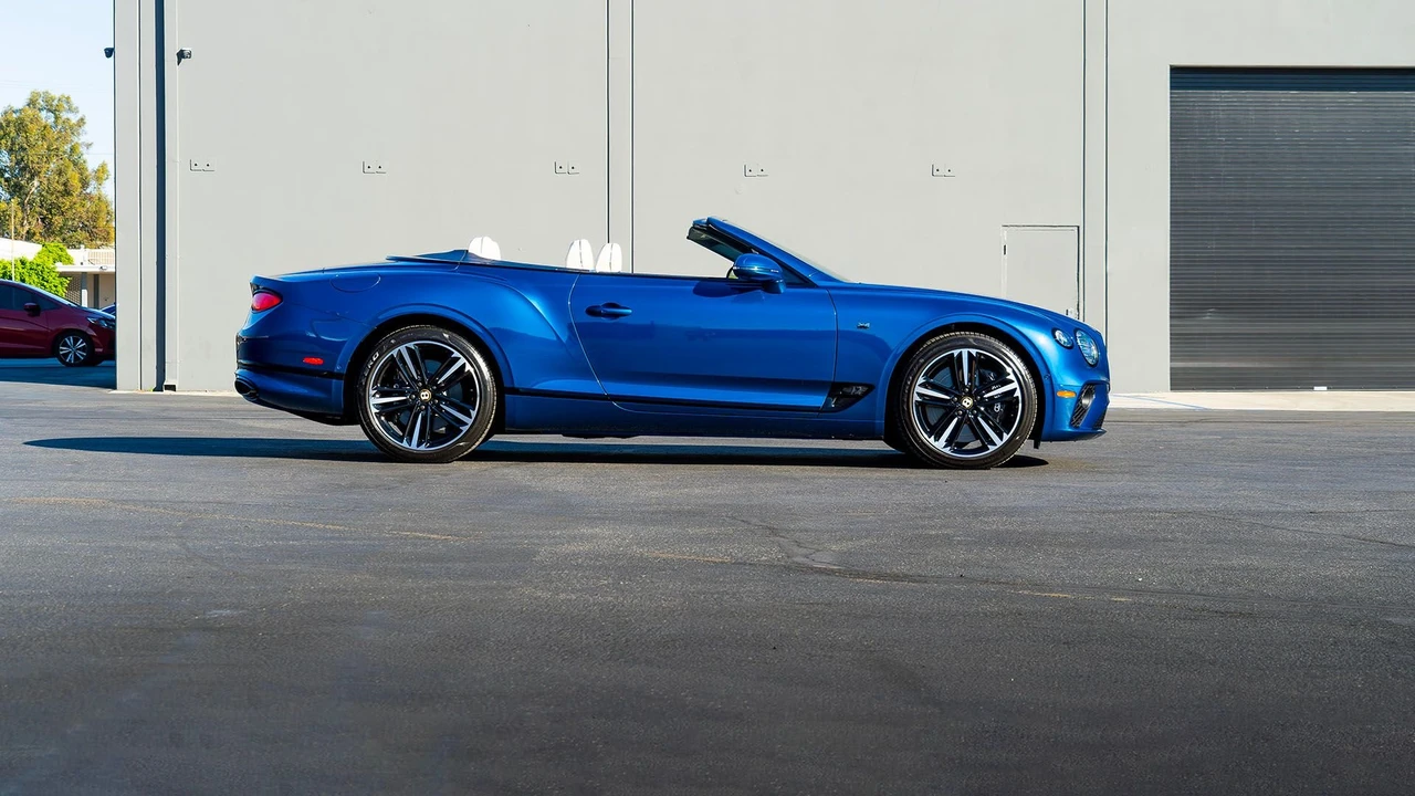 2020 Bentley Continental GTC - Image 17 of 31