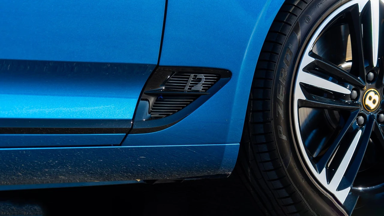 2020 Bentley Continental GTC - Image 29 of 31