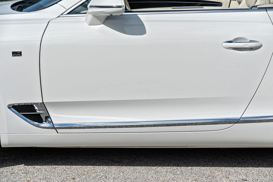 2020 Bentley Continental GTC - Image 27 of 31