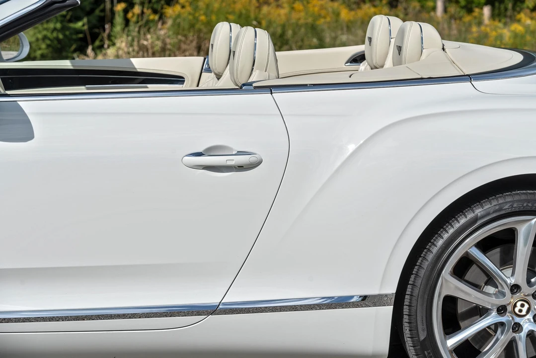 2020 Bentley Continental GTC - Image 28 of 31