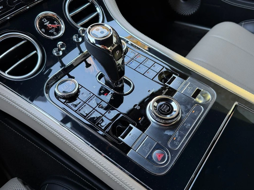 2020 Bentley Continental GT 3rd Gen - Image 29 of 31