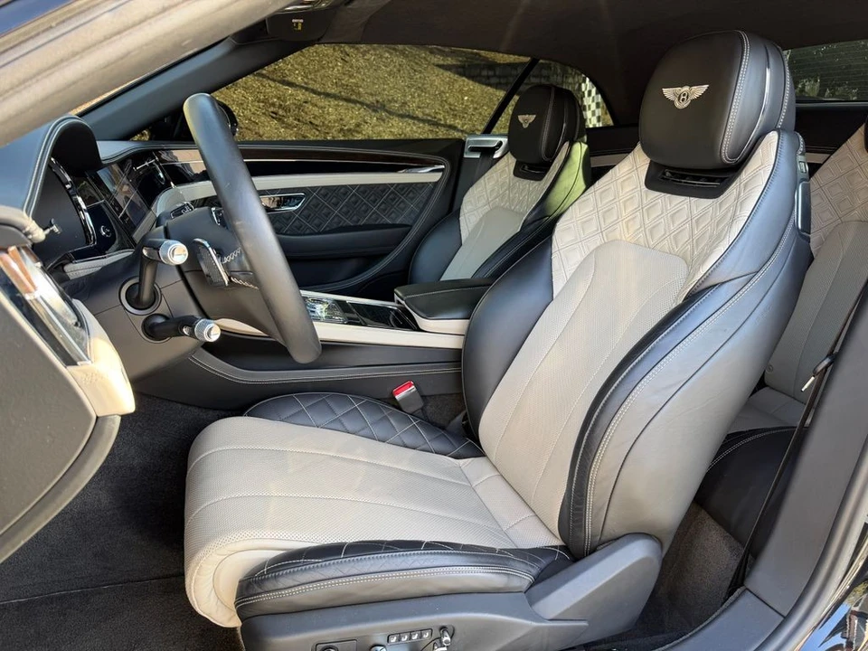2020 Bentley Continental GT 3rd Gen - Image 18 of 31