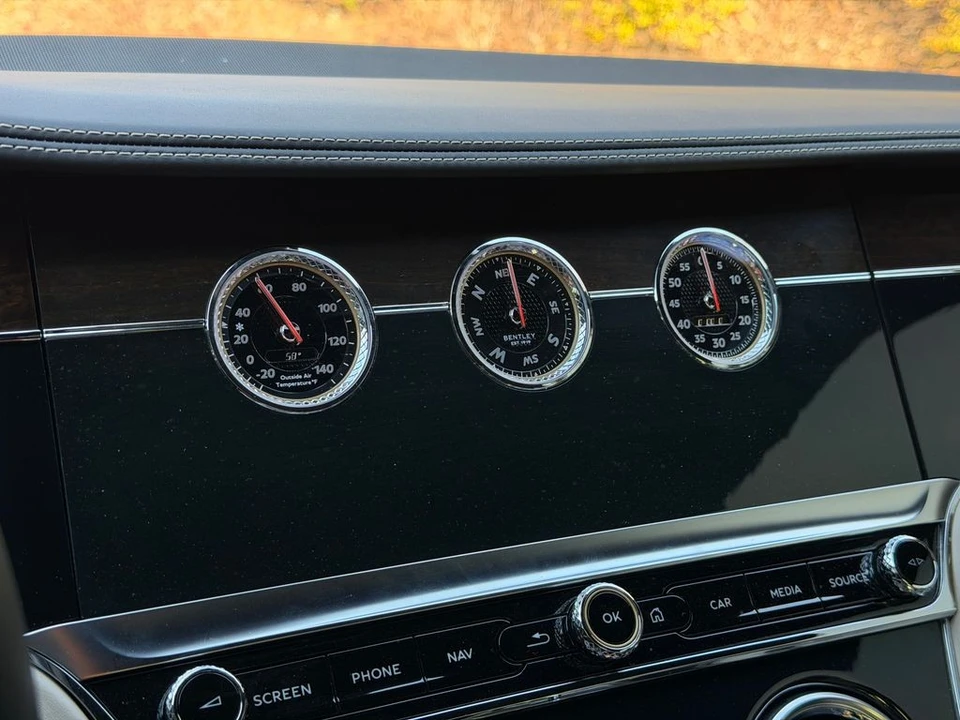 2020 Bentley Continental GT 3rd Gen - Image 26 of 31