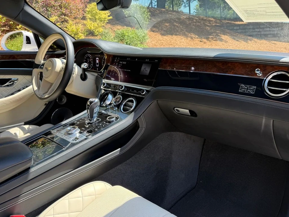 2020 Bentley Continental GT 3rd Gen - Image 3 of 31