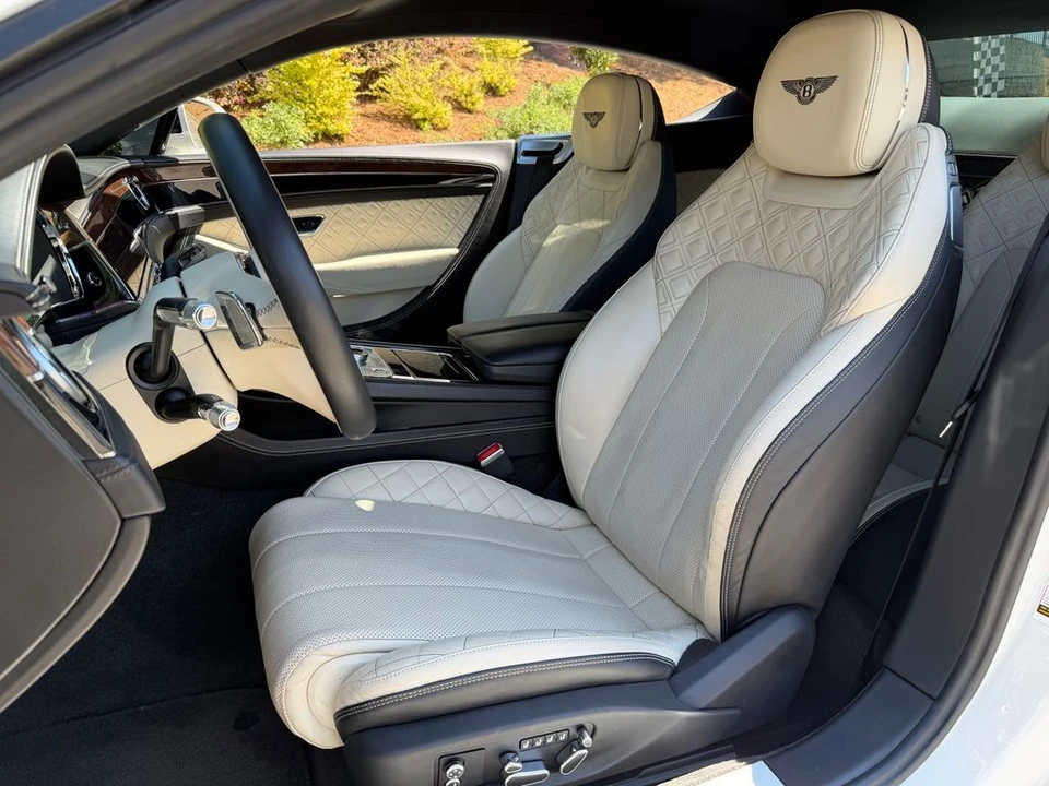 2020 Bentley Continental GT 3rd Gen - Image 19 of 31