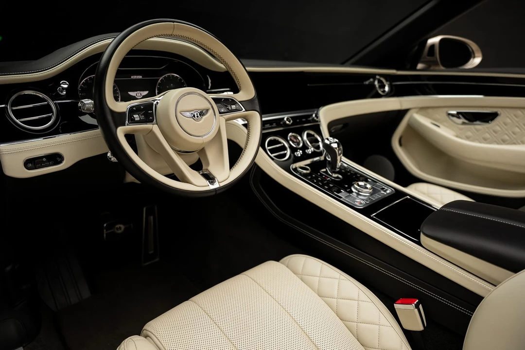 2020 Bentley Continental GT 3rd Gen - Image 2 of 31