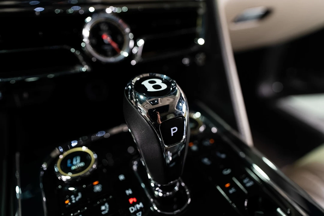 2020 Bentley Continental - Image 27 of 31