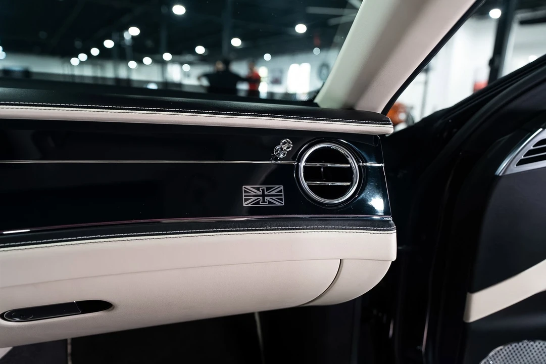 2020 Bentley Continental - Image 31 of 31
