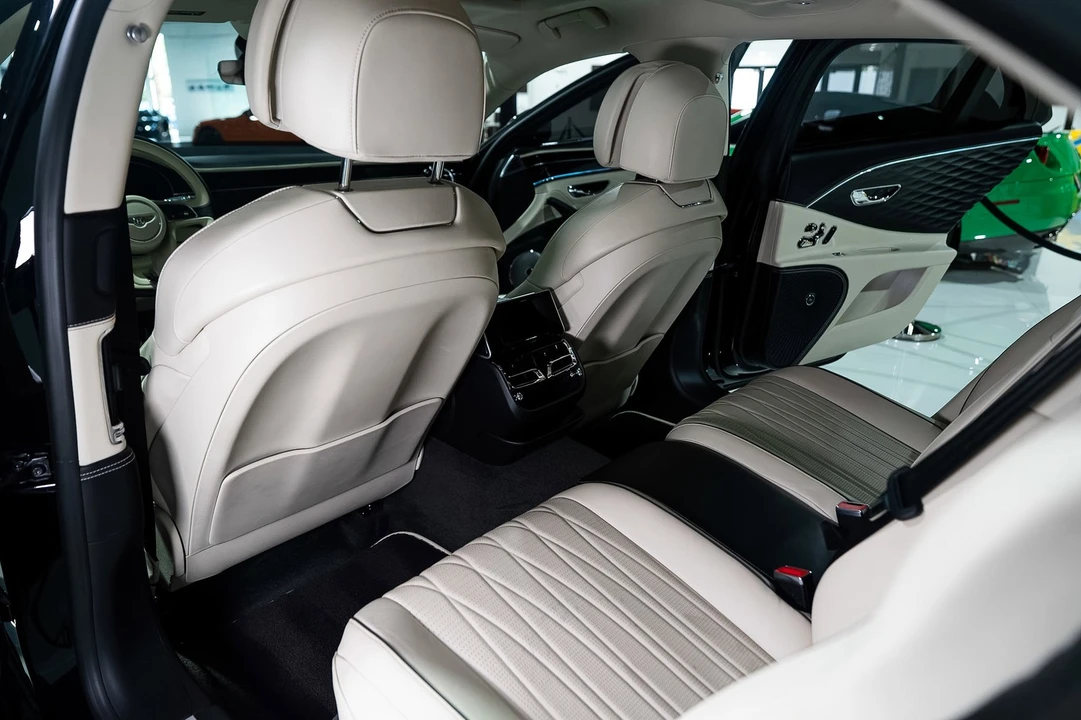 2020 Bentley Continental - Image 11 of 31