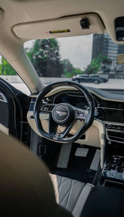 2020 Bentley Continental - Image 18 of 19
