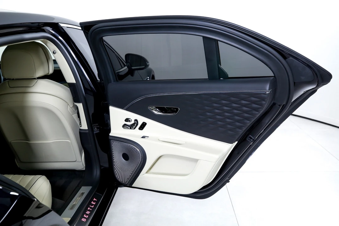 2020 Bentley Continental - Image 23 of 31