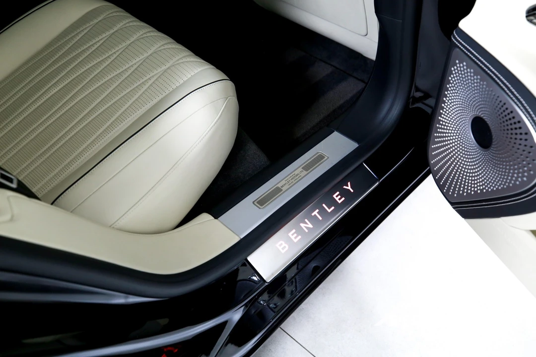 2020 Bentley Continental - Image 25 of 31