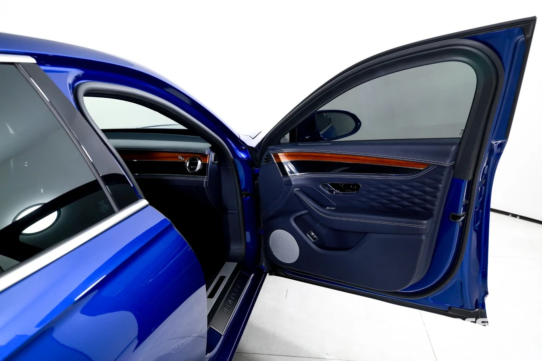 2020 Bentley Continental Flying Spur - Image 26 of 31