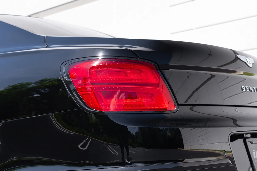 2020 Bentley Continental - Image 29 of 31