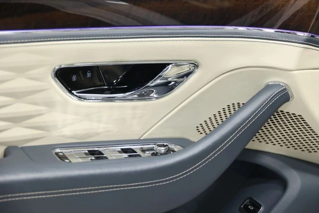 2020 Bentley Continental - Image 13 of 31