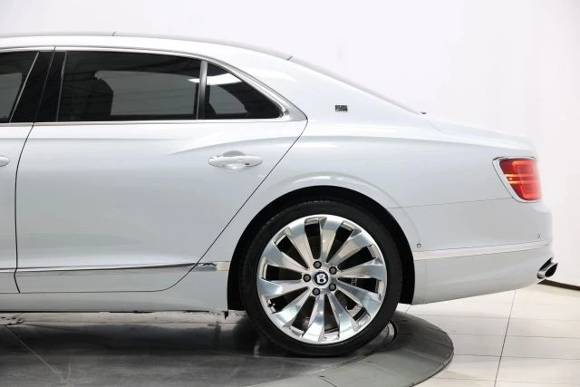 2020 Bentley Continental - Image 11 of 31
