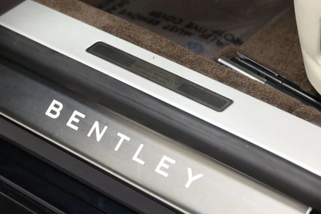 2020 Bentley Continental GT 3rd Gen - Image 18 of 31
