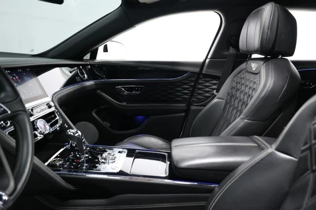 2020 Bentley Continental - Image 24 of 31