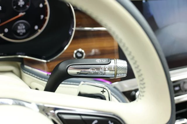 2020 Bentley Continental - Image 27 of 31