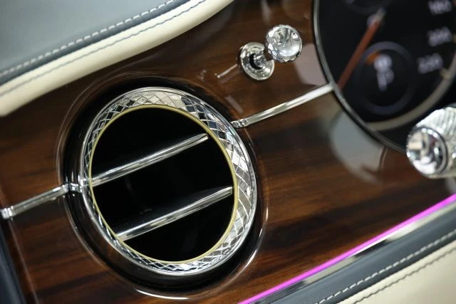 2020 Bentley Continental - Image 22 of 31