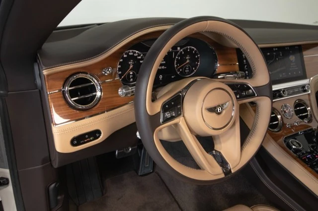 2020 Bentley - Image 22 of 24