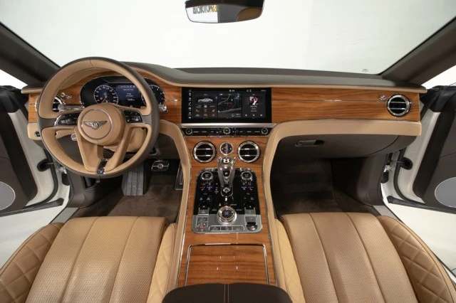2020 Bentley - Image 23 of 24
