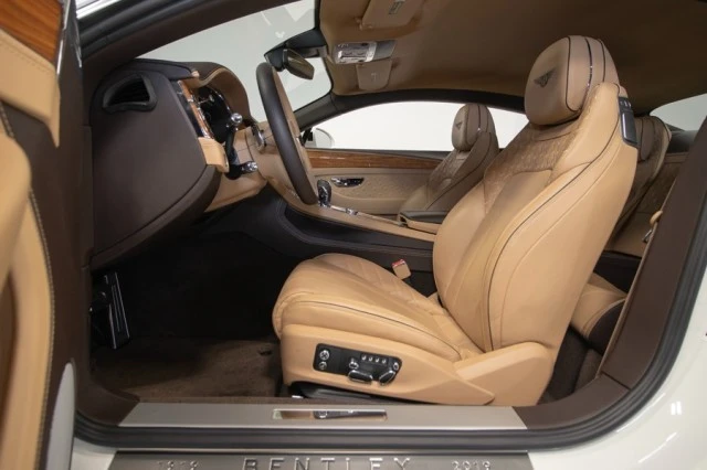 2020 Bentley - Image 20 of 24