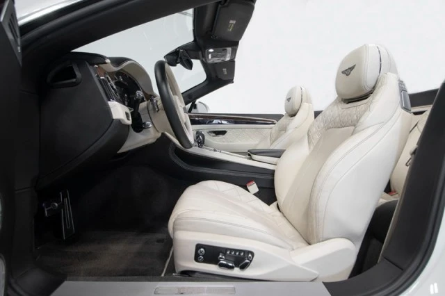 2020 Bentley Continental GTC - Image 21 of 21