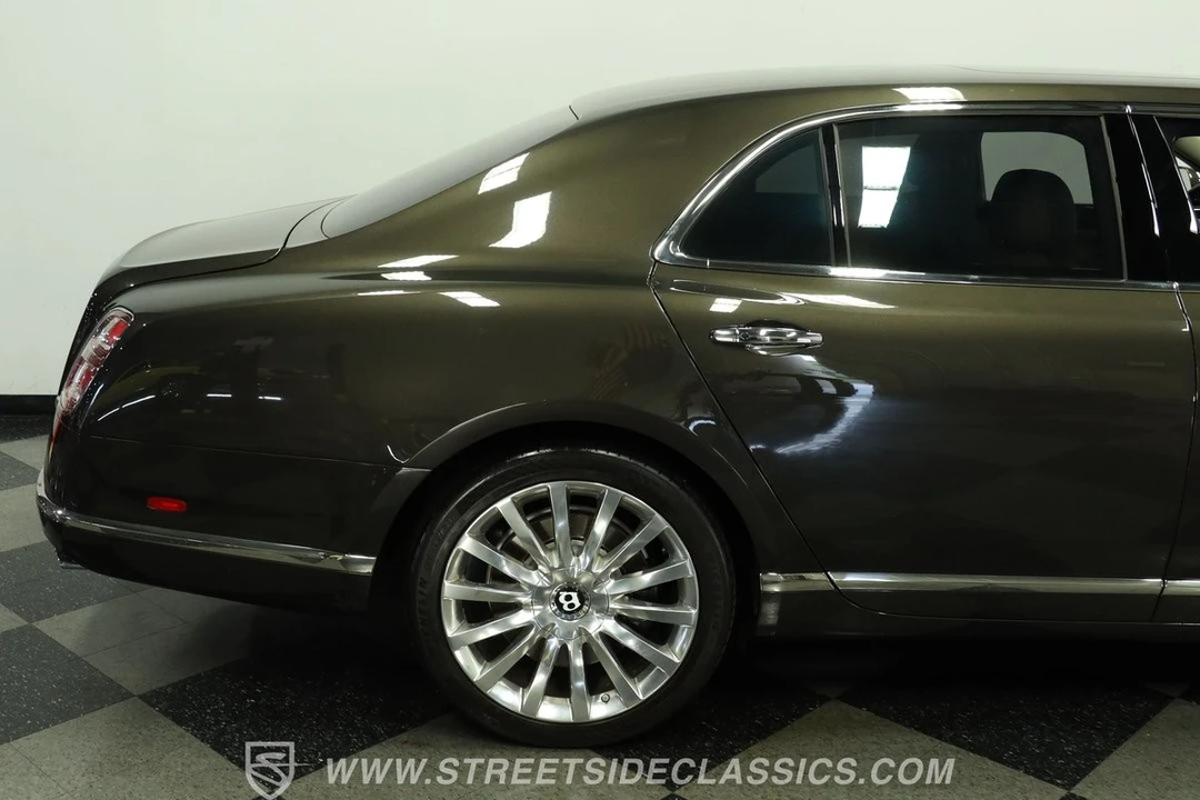 2020 Bentley Mulsanne 2nd Gen - Image 29 of 31