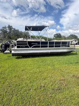 2020 Bentley 240 Pontoon Boat