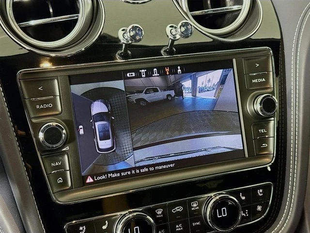 2020 Bentley Bentayga - Image 17 of 20